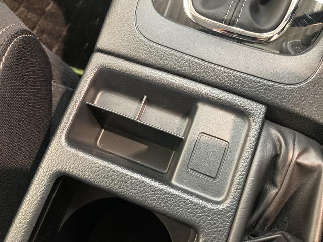 2.0i-L アイサイト 4WD フルセグナビ バックカメラ 衝突被害軽減ブレーキ 4WD フルセグナビ Bluetooth DVD再生 バックカメラ クルーズコントロール ETC車載器 HID オートライト パドルシフト オートエアコン スマートキー(74枚目)