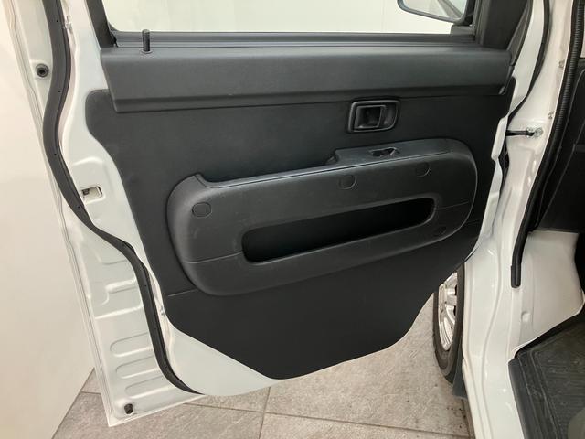 ハイゼットカーゴ デラックスＳＡ３　ＡＴ車　キーレス　前席パワーウインドウ　衝突被害軽減ブレーキ　スマアシ３　キーレスエントリー　ＥＴＣ車載器　前席パワーウインドウ　ＡＭ／ＦＭステレオ　両側スライドドア　オートライト　エコアイドル　ルーフキャリア（27枚目）