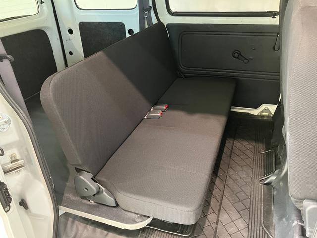 ハイゼットカーゴ デラックスＳＡ３　ＡＴ車　キーレス　前席パワーウインドウ　衝突被害軽減ブレーキ　スマアシ３　キーレスエントリー　ＥＴＣ車載器　前席パワーウインドウ　ＡＭ／ＦＭステレオ　両側スライドドア　オートライト　エコアイドル　ルーフキャリア（38枚目）
