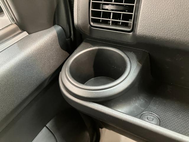 ハイゼットカーゴ デラックスＳＡ３　ＡＴ車　キーレス　前席パワーウインドウ　衝突被害軽減ブレーキ　スマアシ３　キーレスエントリー　ＥＴＣ車載器　前席パワーウインドウ　ＡＭ／ＦＭステレオ　両側スライドドア　オートライト　エコアイドル　ルーフキャリア（52枚目）