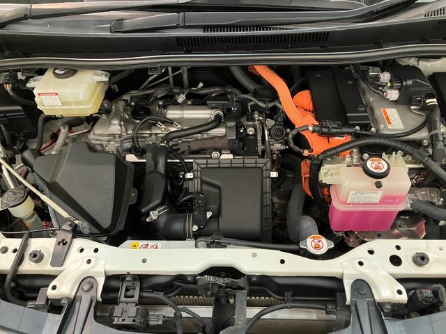ノア ハイブリッドＳｉ　ＷｘＢ２　ナビ　バックカメラ　クルコン　トヨタセーフティセンス　コーナーセンサー　フルセグナビ　バックカメラ　Ｂｌｕｅｔｏｏｔｈ　ＵＳＢ　ドラレコ　クルコン　シートヒーター　両側パワスラ　スマートキー　ＢＢＳ製アルミ　モデリスタエアロ（9枚目）