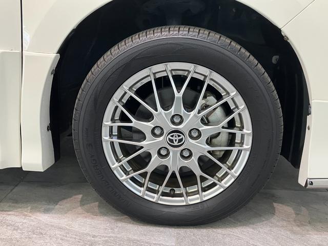 ノア ハイブリッドＳｉ　ＷｘＢ２　ナビ　バックカメラ　クルコン　トヨタセーフティセンス　コーナーセンサー　フルセグナビ　バックカメラ　Ｂｌｕｅｔｏｏｔｈ　ＵＳＢ　ドラレコ　クルコン　シートヒーター　両側パワスラ　スマートキー　ＢＢＳ製アルミ　モデリスタエアロ（10枚目）