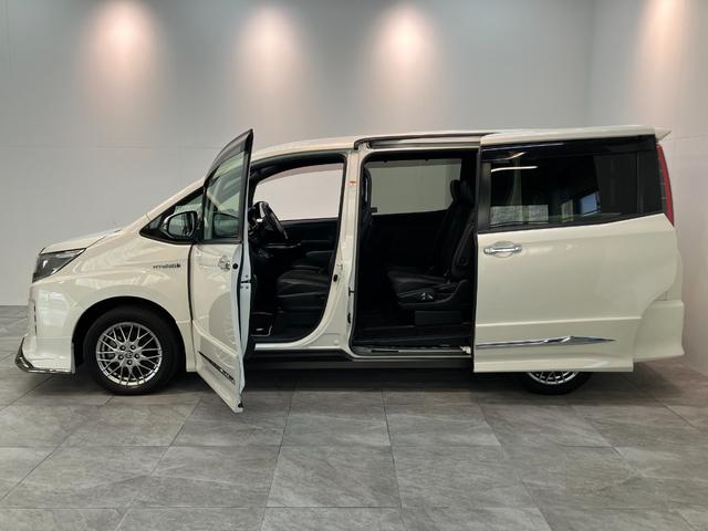 ノア ハイブリッドＳｉ　ＷｘＢ２　ナビ　バックカメラ　クルコン　トヨタセーフティセンス　コーナーセンサー　フルセグナビ　バックカメラ　Ｂｌｕｅｔｏｏｔｈ　ＵＳＢ　ドラレコ　クルコン　シートヒーター　両側パワスラ　スマートキー　ＢＢＳ製アルミ　モデリスタエアロ（23枚目）