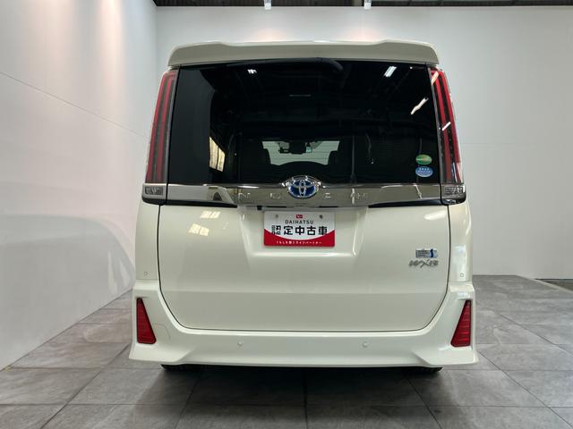 ノア ハイブリッドＳｉ　ＷｘＢ２　ナビ　バックカメラ　クルコン　トヨタセーフティセンス　コーナーセンサー　フルセグナビ　バックカメラ　Ｂｌｕｅｔｏｏｔｈ　ＵＳＢ　ドラレコ　クルコン　シートヒーター　両側パワスラ　スマートキー　ＢＢＳ製アルミ　モデリスタエアロ（26枚目）