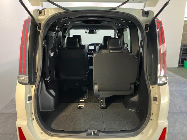 ノア ハイブリッドＳｉ　ＷｘＢ２　ナビ　バックカメラ　クルコン　トヨタセーフティセンス　コーナーセンサー　フルセグナビ　バックカメラ　Ｂｌｕｅｔｏｏｔｈ　ＵＳＢ　ドラレコ　クルコン　シートヒーター　両側パワスラ　スマートキー　ＢＢＳ製アルミ　モデリスタエアロ（28枚目）