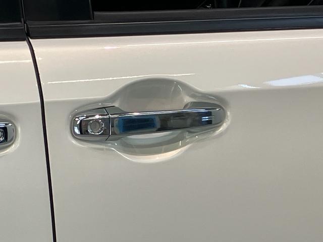 ノア ハイブリッドＳｉ　ＷｘＢ２　ナビ　バックカメラ　クルコン　トヨタセーフティセンス　コーナーセンサー　フルセグナビ　バックカメラ　Ｂｌｕｅｔｏｏｔｈ　ＵＳＢ　ドラレコ　クルコン　シートヒーター　両側パワスラ　スマートキー　ＢＢＳ製アルミ　モデリスタエアロ（35枚目）