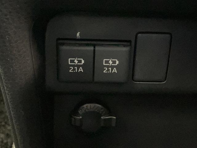 ノア ハイブリッドＳｉ　ＷｘＢ２　ナビ　バックカメラ　クルコン　トヨタセーフティセンス　コーナーセンサー　フルセグナビ　バックカメラ　Ｂｌｕｅｔｏｏｔｈ　ＵＳＢ　ドラレコ　クルコン　シートヒーター　両側パワスラ　スマートキー　ＢＢＳ製アルミ　モデリスタエアロ（60枚目）