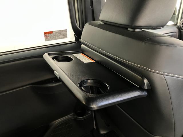 ノア ハイブリッドＳｉ　ＷｘＢ２　ナビ　バックカメラ　クルコン　トヨタセーフティセンス　コーナーセンサー　フルセグナビ　バックカメラ　Ｂｌｕｅｔｏｏｔｈ　ＵＳＢ　ドラレコ　クルコン　シートヒーター　両側パワスラ　スマートキー　ＢＢＳ製アルミ　モデリスタエアロ（71枚目）