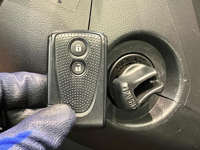 ミラココア ココアプラスＸ　フルセグナビ　バックカメラ　車検整備付　後期モデル　フルセグナビ　バックカメラ　ＤＶＤ再生　Ｂｌｕｅｔｏｏｔｈ　ＵＳＢ　ＬＥＤヘッドライト　スマートキー　電動格納式ミラー　オートエアコン　社外アルミ　エコアイドル（18枚目）