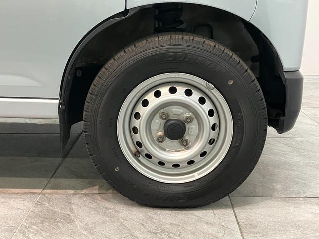 ハイゼットカーゴ DX 4WD CVT コーナーセンサー キーレス 車検整備付 衝突被害軽減ブレーキ スマアシ コーナーセンサー キーレス 前席パワーウインドウ AM/FMステレオ 両側スライドドア パートタイム4WD CVT車(9枚目)