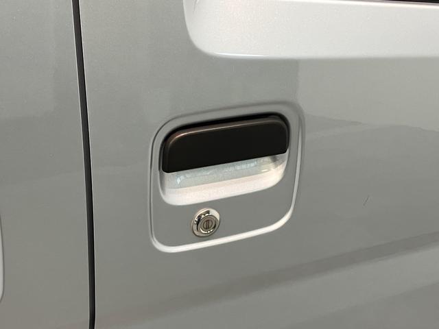 ハイゼットカーゴ DX 4WD CVT コーナーセンサー キーレス 車検整備付 衝突被害軽減ブレーキ スマアシ コーナーセンサー キーレス 前席パワーウインドウ AM/FMステレオ 両側スライドドア パートタイム4WD CVT車(32枚目)