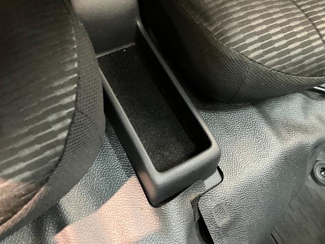 ハイゼットカーゴ DX 4WD CVT コーナーセンサー キーレス 車検整備付 衝突被害軽減ブレーキ スマアシ コーナーセンサー キーレス 前席パワーウインドウ AM/FMステレオ 両側スライドドア パートタイム4WD CVT車(51枚目)