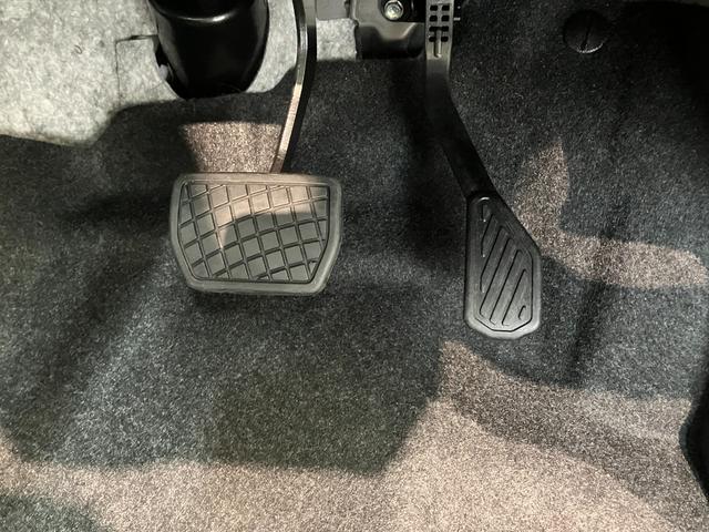 ムーヴキャンバス ストライプスG 10型フルセグナビ Bカメラ 届出済未使用車 衝突被害軽減ブレーキ コーナーセンサー 10型フルセグナビ バックカメラ DVD再生 Bluetooth USB 前後ドラレコ 両側電動スライドドア 前席シートヒーター 電動パーキングブレーキ LED(79枚目)