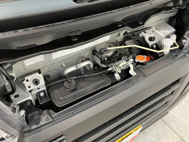 ハイゼットカーゴ スペシャル　ＣＶＴ車　前席パワーウインドウ　届出済未使用車　衝突被害軽減ブレーキ　スマアシ　コーナーセンサー　前席パワーウインドウ　オートライト　マニュアルレベリング　両側スライドドア（9枚目）