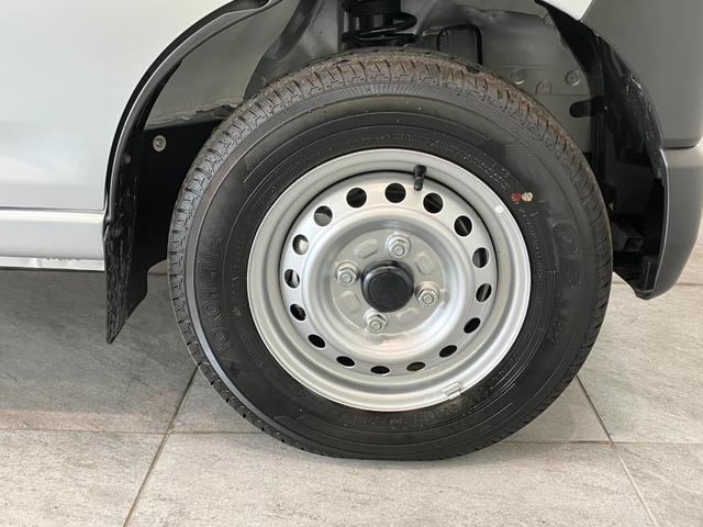 ハイゼットカーゴ スペシャル　ＣＶＴ車　前席パワーウインドウ　届出済未使用車　衝突被害軽減ブレーキ　スマアシ　コーナーセンサー　前席パワーウインドウ　オートライト　マニュアルレベリング　両側スライドドア（10枚目）