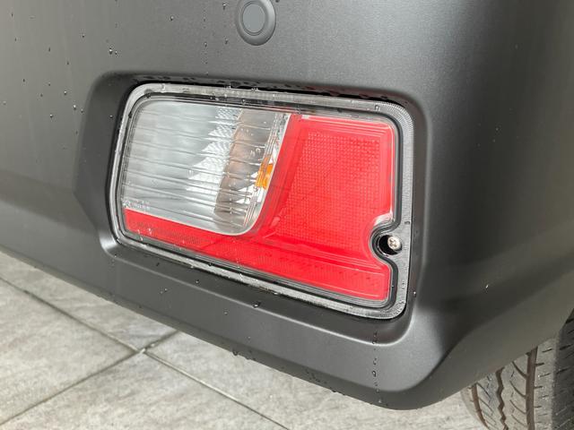 ハイゼットカーゴ スペシャル　ＣＶＴ車　前席パワーウインドウ　届出済未使用車　衝突被害軽減ブレーキ　スマアシ　コーナーセンサー　前席パワーウインドウ　オートライト　マニュアルレベリング　両側スライドドア（31枚目）