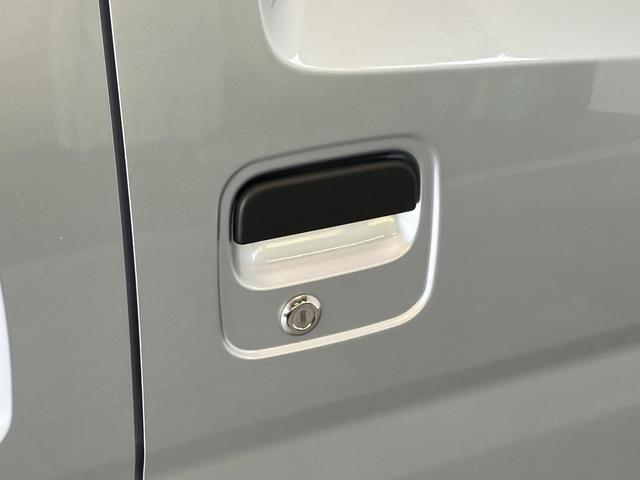 ハイゼットカーゴ スペシャル　ＣＶＴ車　前席パワーウインドウ　届出済未使用車　衝突被害軽減ブレーキ　スマアシ　コーナーセンサー　前席パワーウインドウ　オートライト　マニュアルレベリング　両側スライドドア（33枚目）