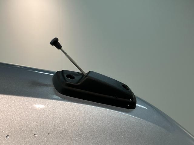 ハイゼットカーゴ スペシャル　ＣＶＴ車　前席パワーウインドウ　届出済未使用車　衝突被害軽減ブレーキ　スマアシ　コーナーセンサー　前席パワーウインドウ　オートライト　マニュアルレベリング　両側スライドドア（35枚目）