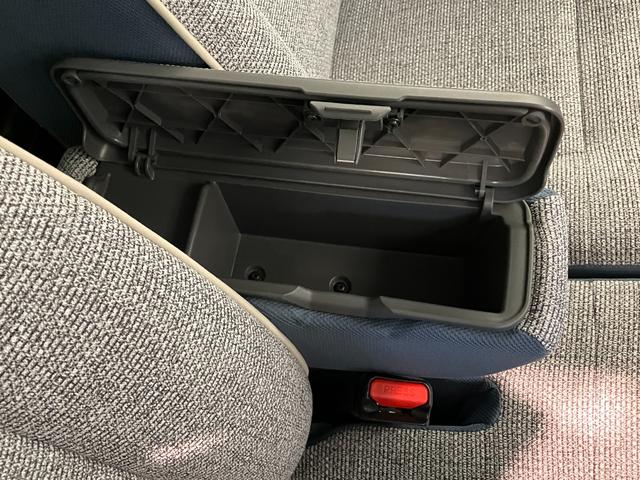 ムーヴキャンバス ストライプスＧ　フルセグナビ　バックカメラ　シートヒーター　衝突被害軽減ブレーキ　コーナーセンサー　フルセグナビ　Ｂｌｕｅｔｏｏｔｈ　ＵＳＢ　ＤＶＤ　バックカメラ　両側電動スライドドア　前席シートヒーター　電動パーキングブレーキ　ＬＥＤ　スマートキー（67枚目）