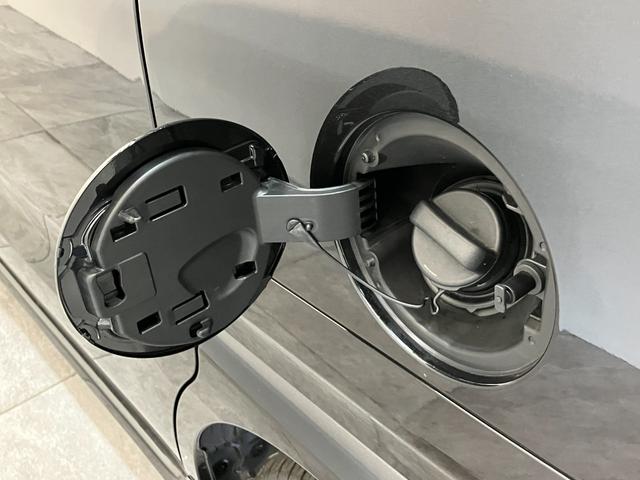 タント カスタムＸ　１０型フルセグナビ　バックカメラ　届出済未使用車　衝突被害軽減ブレーキ　コーナーセンサー　１０型フルセグナビ　Ｂｌｕｅｔｏｏｔｈ　ＤＶＤ　ＵＳＢ　バックカメラ　前後ドラレコ　両側電動スライドドア　前席シートヒーター　ＬＥＤ　スマートキー　エコアイドル（27枚目）