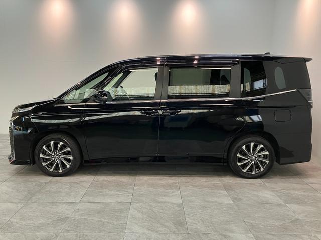 ヴォクシー Ｓ－Ｚ　前後ドラレコ　クルーズコントロール　シートヒーター　トヨタセーフティセンス　コーナーセンサー　前後ドラレコ　ＥＴＣ　Ｂｌｕｅｔｏｏｔｈ　レーダークルコン　シートヒーター　両側電動スライドドア　ＬＥＤ　オートライト　ダブルエアコン　スマートキー（22枚目）