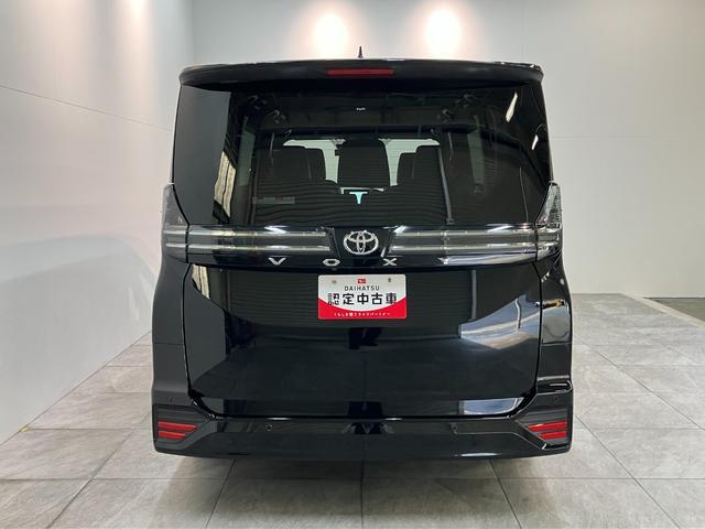 ヴォクシー Ｓ－Ｚ　前後ドラレコ　クルーズコントロール　シートヒーター　トヨタセーフティセンス　コーナーセンサー　前後ドラレコ　ＥＴＣ　Ｂｌｕｅｔｏｏｔｈ　レーダークルコン　シートヒーター　両側電動スライドドア　ＬＥＤ　オートライト　ダブルエアコン　スマートキー（26枚目）