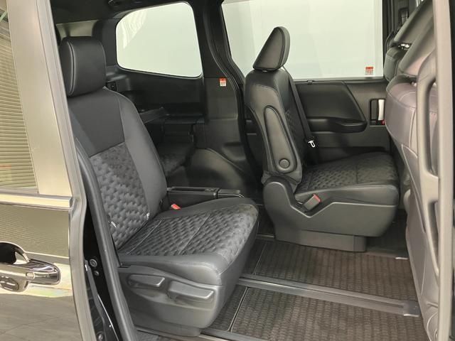 ヴォクシー Ｓ－Ｚ　前後ドラレコ　クルーズコントロール　シートヒーター　トヨタセーフティセンス　コーナーセンサー　前後ドラレコ　ＥＴＣ　Ｂｌｕｅｔｏｏｔｈ　レーダークルコン　シートヒーター　両側電動スライドドア　ＬＥＤ　オートライト　ダブルエアコン　スマートキー（42枚目）