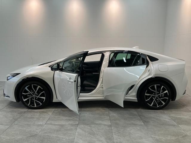 プリウス ＰＨＶ　Ｚ　フナビ　Ｐカメラ　ドラレコ　駐車支援システム　トヨタセーフティセンス　フルセグナビ　パノラマカメラ　前後ドラレコ　Ｂｌｕｅｔｏｏｔｈ　ＵＳＢ　駐車支援システム　クルーズコントロール　シートヒーター　シートクーラー　革シート　ＬＥＤ　スマートキー（23枚目）