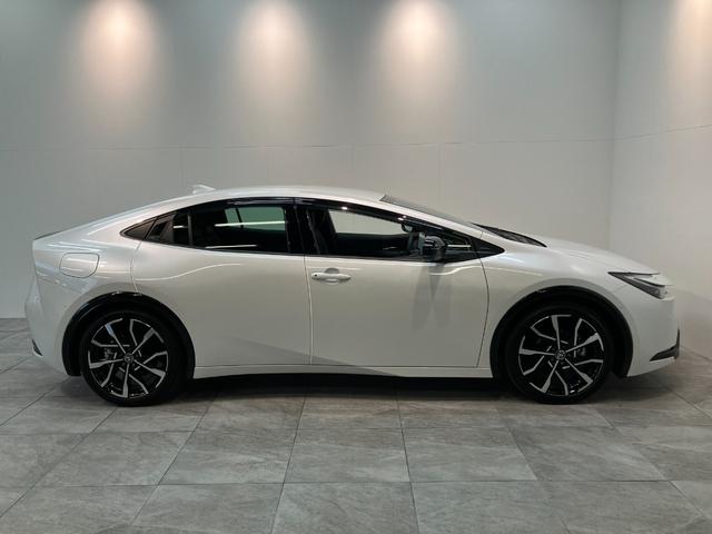 プリウス ＰＨＶ　Ｚ　フナビ　Ｐカメラ　ドラレコ　駐車支援システム　トヨタセーフティセンス　フルセグナビ　パノラマカメラ　前後ドラレコ　Ｂｌｕｅｔｏｏｔｈ　ＵＳＢ　駐車支援システム　クルーズコントロール　シートヒーター　シートクーラー　革シート　ＬＥＤ　スマートキー（24枚目）