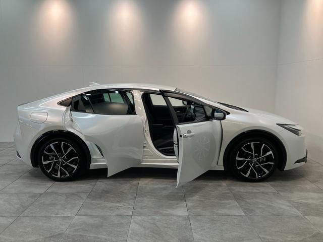 プリウス ＰＨＶ　Ｚ　フナビ　Ｐカメラ　ドラレコ　駐車支援システム　トヨタセーフティセンス　フルセグナビ　パノラマカメラ　前後ドラレコ　Ｂｌｕｅｔｏｏｔｈ　ＵＳＢ　駐車支援システム　クルーズコントロール　シートヒーター　シートクーラー　革シート　ＬＥＤ　スマートキー（25枚目）