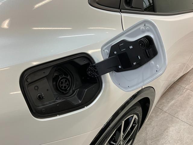 プリウス ＰＨＶ　Ｚ　フナビ　Ｐカメラ　ドラレコ　駐車支援システム　トヨタセーフティセンス　フルセグナビ　パノラマカメラ　前後ドラレコ　Ｂｌｕｅｔｏｏｔｈ　ＵＳＢ　駐車支援システム　クルーズコントロール　シートヒーター　シートクーラー　革シート　ＬＥＤ　スマートキー（31枚目）