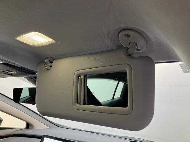 プリウス ＰＨＶ　Ｚ　フナビ　Ｐカメラ　ドラレコ　駐車支援システム　トヨタセーフティセンス　フルセグナビ　パノラマカメラ　前後ドラレコ　Ｂｌｕｅｔｏｏｔｈ　ＵＳＢ　駐車支援システム　クルーズコントロール　シートヒーター　シートクーラー　革シート　ＬＥＤ　スマートキー（70枚目）