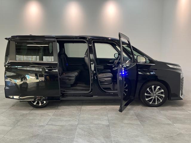 ヴォクシー Ｓ－Ｚ　１０．５型ナビ　バックカメラ　前後ドラレコ　クルコン　トヨタセーフティセンス　１０．５型フルセグナビ　バックカメラ　前後ドラレコ　Ｂｌｕｅｔｏｏｔｈ　ＵＳＢ　ＥＴＣ　レーダークルコン　前席シートヒーター　両側電動スライドドア　ＬＥＤ　コーナーセンサー（25枚目）