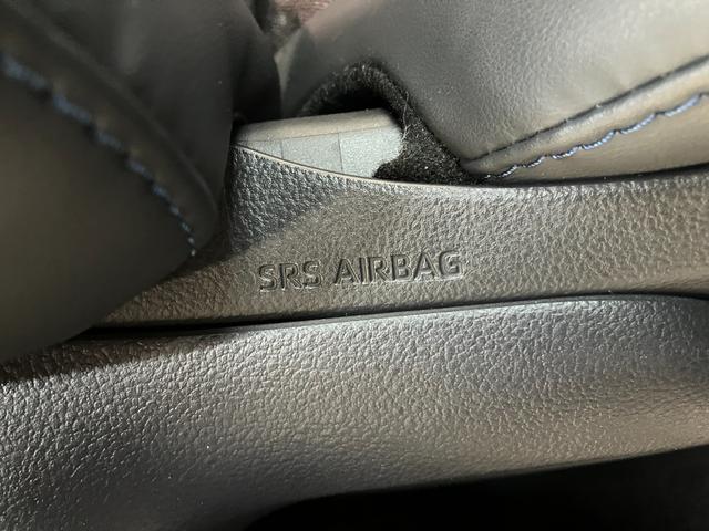 ヴォクシー Ｓ－Ｚ　１０．５型ナビ　バックカメラ　前後ドラレコ　クルコン　トヨタセーフティセンス　１０．５型フルセグナビ　バックカメラ　前後ドラレコ　Ｂｌｕｅｔｏｏｔｈ　ＵＳＢ　ＥＴＣ　レーダークルコン　前席シートヒーター　両側電動スライドドア　ＬＥＤ　コーナーセンサー（38枚目）