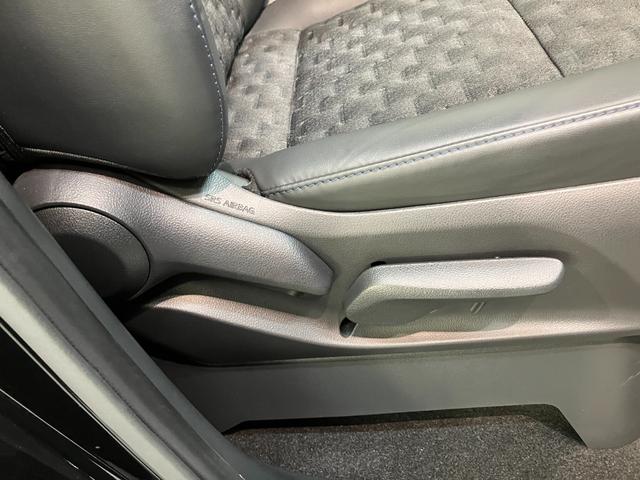 ヴォクシー Ｓ－Ｚ　１０．５型ナビ　バックカメラ　前後ドラレコ　クルコン　トヨタセーフティセンス　１０．５型フルセグナビ　バックカメラ　前後ドラレコ　Ｂｌｕｅｔｏｏｔｈ　ＵＳＢ　ＥＴＣ　レーダークルコン　前席シートヒーター　両側電動スライドドア　ＬＥＤ　コーナーセンサー（47枚目）