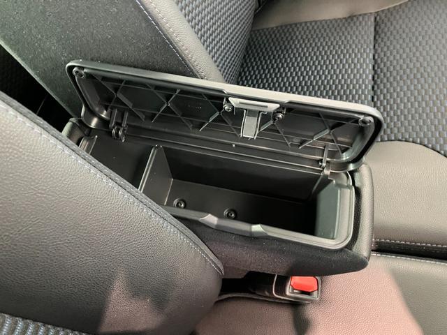 タント カスタムX 9型ディスプレイオーディオ 届出済未使用車 衝突被害軽減ブレーキ コーナーセンサー 9型ディスプレイオーディオ フルセグ Bluetooth USB バックカメラ 両側電動スライドドア 前席シートヒーター LED スマートキー(64枚目)