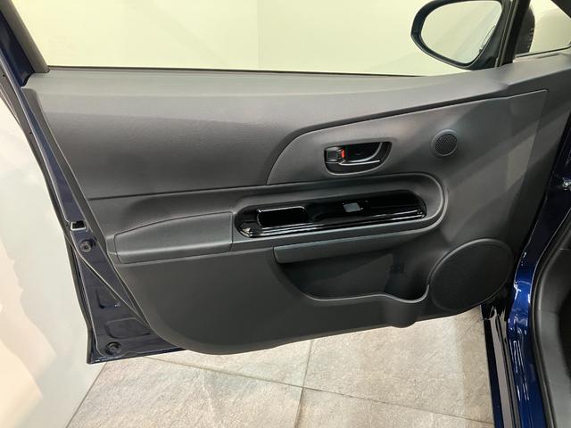 アクア Sスタイルブラック フルセグナビ バックカメラ 車検整備付 トヨタセーフティセンス コーナーセンサー フルセグナビ バックカメラ Bluetooth USB LEDヘッドライト オートライト オートエアコン 電動格納式ミラー スマートキー タイヤ4本新品交換済(27枚目)