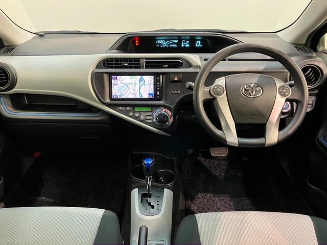 アクア S フルセグナビ バックカメラ 前後ドラレコ 車検整備付 フルセグナビ バックカメラ ETC 前後ドラレコ DVD USB オートライト オートエアコン スマートキー 電動格納式ミラー ハイブリッド車(2枚目)