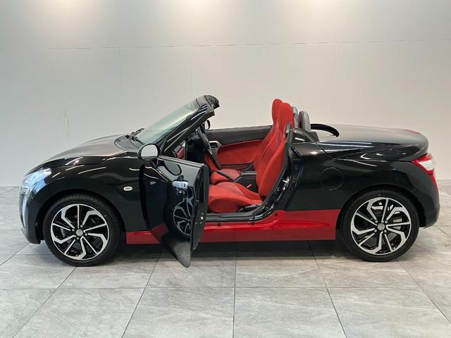 コペン ローブ　５ＭＴ　シートヒーター　ＬＥＤ　車検整備付　５ＭＴ　ターボ　電動オープンルーフ　ＣＤステレオ　ＥＴＣ　シートヒーター　ＬＥＤヘッドライト　スマートキー　オートエアコン　エクスプレイ用アルミ（32枚目）