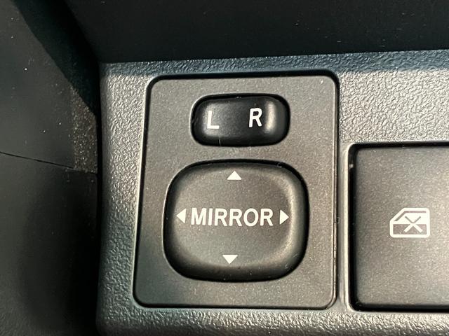 コペン ローブ　５ＭＴ　シートヒーター　ＬＥＤ　車検整備付　５ＭＴ　ターボ　電動オープンルーフ　ＣＤステレオ　ＥＴＣ　シートヒーター　ＬＥＤヘッドライト　スマートキー　オートエアコン　エクスプレイ用アルミ（50枚目）