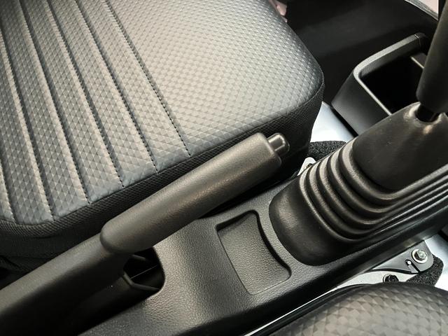 ハイゼットトラック スタンダード 5MT パートタイム4WD 届出済未使用車 衝突被害軽減ブレーキ コーナーセンサー パートタイム4WD AM/FMラジオ マニュアルエアコン マニュアルレベリング オートライト(53枚目)