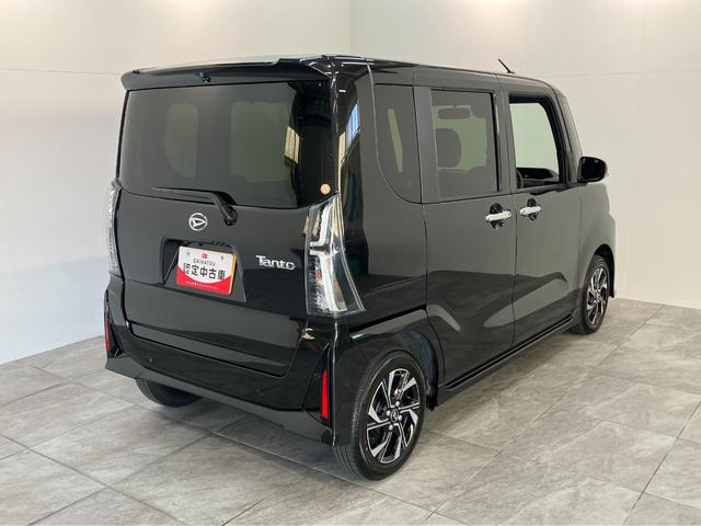 タント カスタムＸ　ＣＤステレオ　コーナーセンサー　シートヒーター　衝突被害軽減ブレーキ　コーナーセンサー　バックカメラ（ナビ装着時用）　両側電動スライドドア　前席シートヒーター　電動パーキングブレーキ　ＬＥＤ　オートライト　オートエアコン　スマートキー　エコアイドル（3枚目）