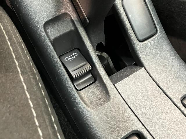 コペン GR スポーツ ターボ フルセグナビ Bカメラ 車検整備付 GR専用サスペンション フルセグナビ DVD再生 Bluetooth USB ドライブレコーダー ETC MOMO製ハンドル レカロシート BBS製アルミホイール パドルシフト シートヒーター(27枚目)