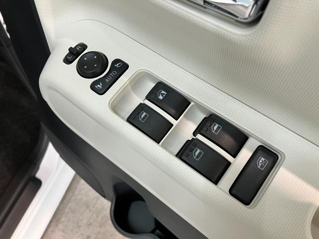 ムーヴキャンバス ストライプスG 9型ディスプレイオーディオ 届出済未使用車 衝突被害軽減ブレーキ コーナーセンサー フルセグ Bluetooth USB パノラマカメラ 両側電動スライドドア 前席シートヒーター 電動パーキングブレーキ LED 駐車支援システム(47枚目)