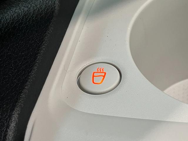 ムーヴキャンバス ストライプスG 9型ディスプレイオーディオ 届出済未使用車 衝突被害軽減ブレーキ コーナーセンサー フルセグ Bluetooth USB パノラマカメラ 両側電動スライドドア 前席シートヒーター 電動パーキングブレーキ LED 駐車支援システム(73枚目)