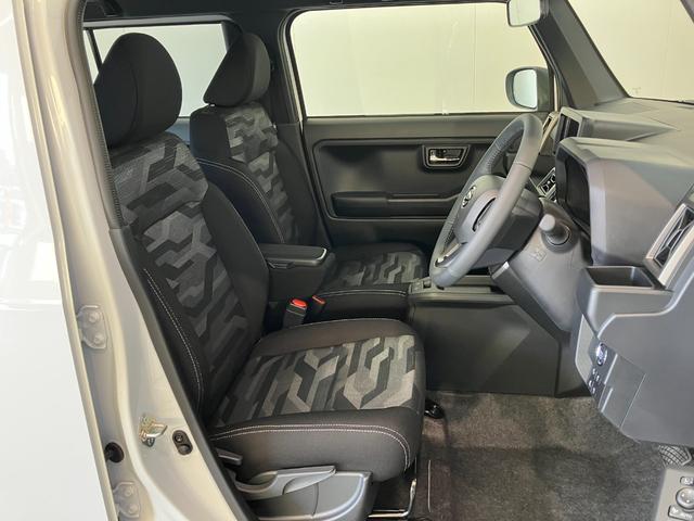 タフト Gダーククロムベンチャー レーダークルコン 届出済未使用車 衝突被害軽減ブレーキ コーナーセンサー バックカメラ(ナビ装着時用) 前席シートヒーター スカイフィールトップ LED レーダークルーズコントロール オートエアコン スマートキー エコアイドル(5枚目)