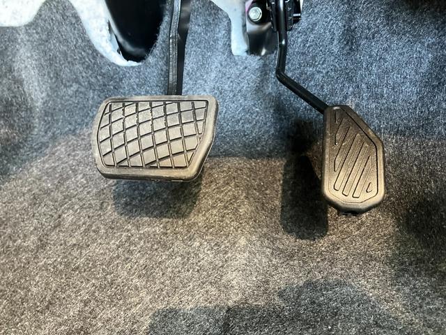 タフト Gダーククロムベンチャー レーダークルコン 届出済未使用車 衝突被害軽減ブレーキ コーナーセンサー バックカメラ(ナビ装着時用) 前席シートヒーター スカイフィールトップ LED レーダークルーズコントロール オートエアコン スマートキー エコアイドル(65枚目)