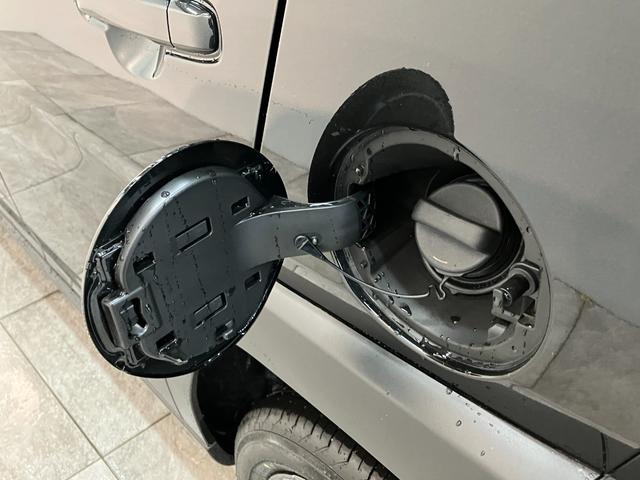 タフト Ｇダーククロムベンチャー　レーダークルコン　届出済未使用車　衝突被害軽減ブレーキ　コーナーセンサー　バックカメラ（ナビ装着時用）　前席シートヒーター　スカイフィールトップ　レーダークルーズコントロール　ＬＥＤ　オートライト　オートエアコン　スマートキー（29枚目）