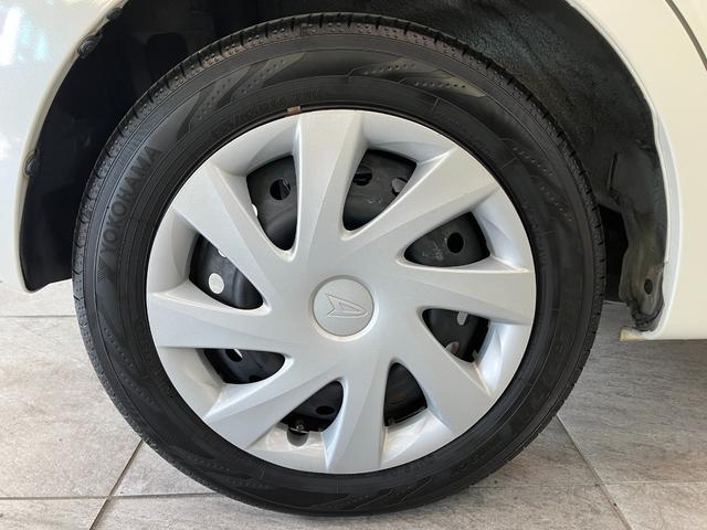 納車後もお客様の快適なカーライフをしっかりサポートさせていただきます！滋賀県内に１３か所ある滋賀ダイハツの店舗にはサービス工場が併設されておりますので、アフターフォローも安心です！