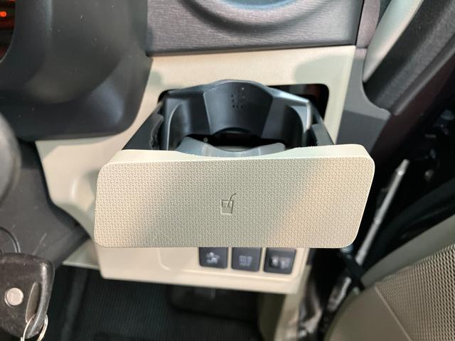 ムーヴ L SA CDステレオ キーレスエントリー 電格ミラー 衝突被害軽減ブレーキ スマアシ1 CDステレオ キーレスエントリー 電動格納式ミラー マニュアルレベリング マニュアルエアコン エコアイドル タイヤ新品交換済み(55枚目)